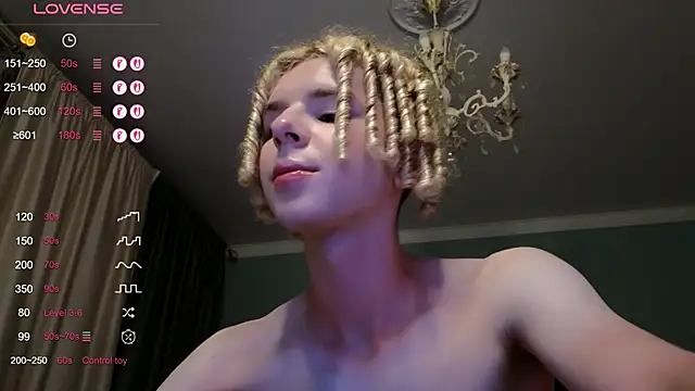 Kudi_Minnt Live XXX-Chat