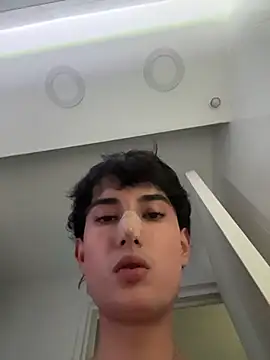 Chat +18 de Eidan_king ao vivo