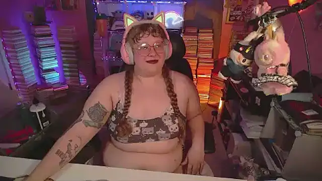 FatVeronica's Live XXX Chat