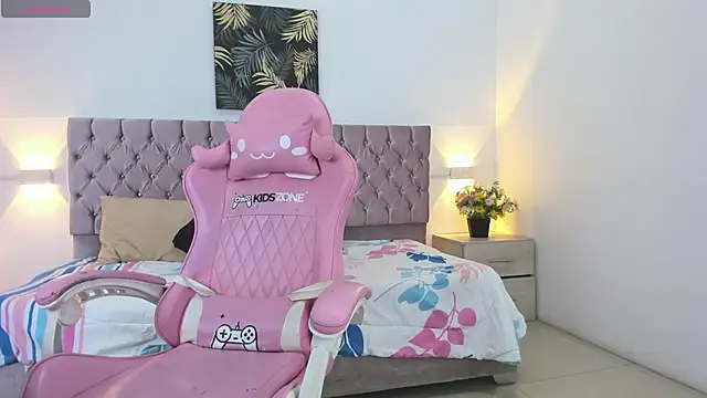 Chat XXX en directo de thaliaa_smith1