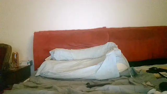 XXX chat uživo modela almorettin