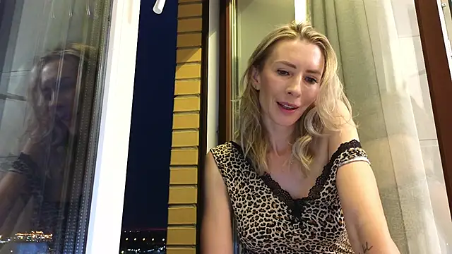 _Maddalena_のライブXXXチャット