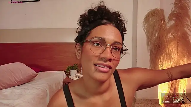Meganlux1's Live XXX Chat