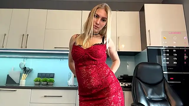 XXX chat uživo modela SoftnessMila