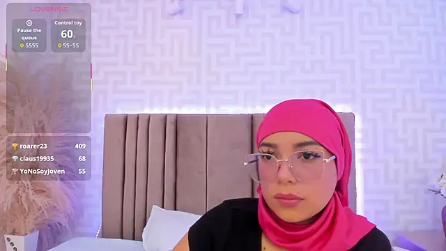 naishaa_ Live XXX Chat