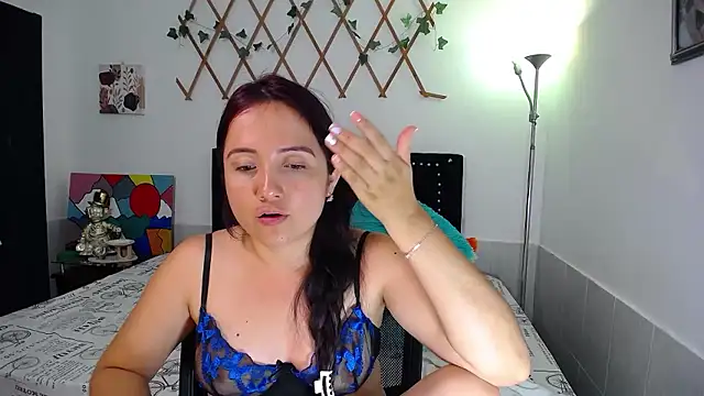 دردشة naughty_girl_4u الجنسية المباشرة
