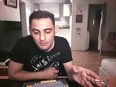 Chat +18 de mihaimichael ao vivo