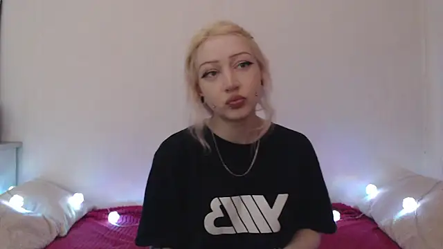 Emily_hardcore's Live XXX Chat