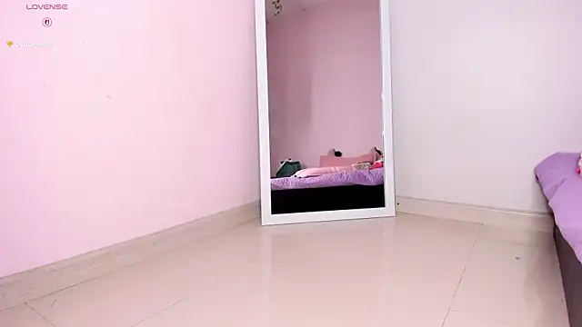 Chat +18 de KIMAPRIL ao vivo