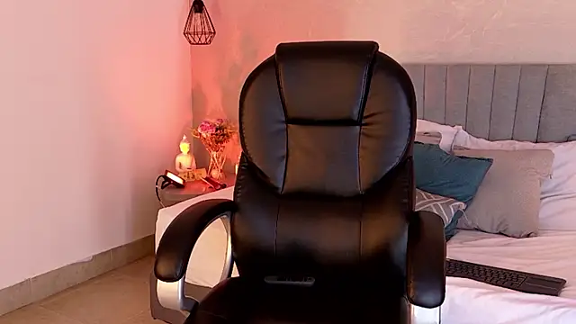 sophie_rojas Adlı Modelin Canlı XXX Sohbeti