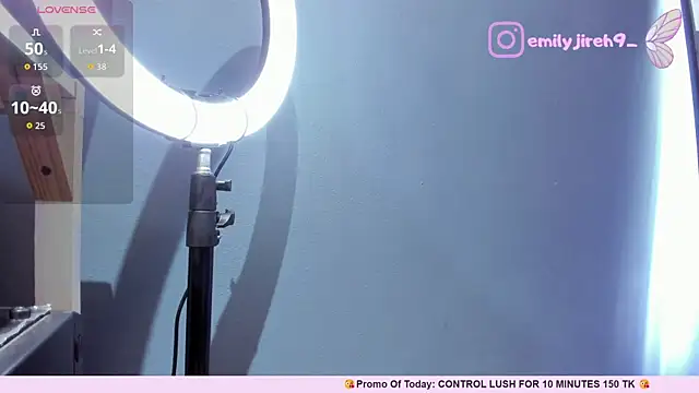 XXX chat uživo modela _EmilyJireh_