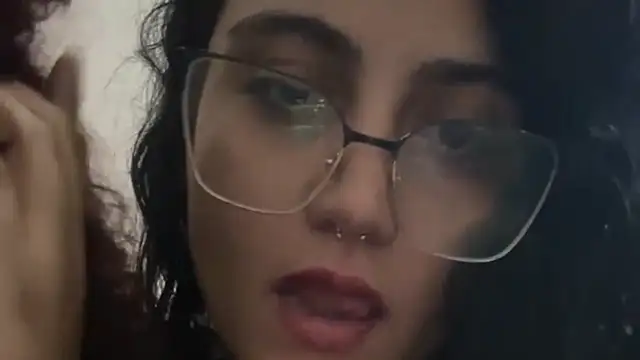 Show Webcam de MENINAS_70