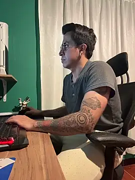 Andy_n_cat's Live XXX Chat
