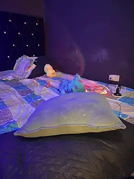 Niicky1_ Chat XXX in diretta