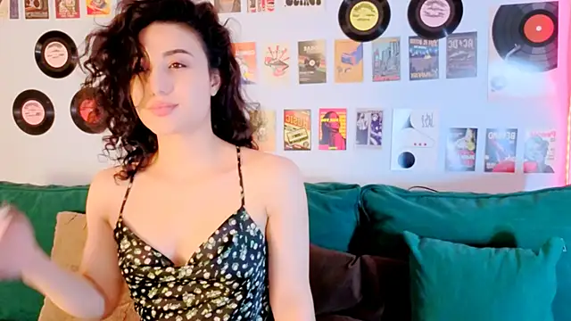 Maya_Rogerss' Live XXX Chat