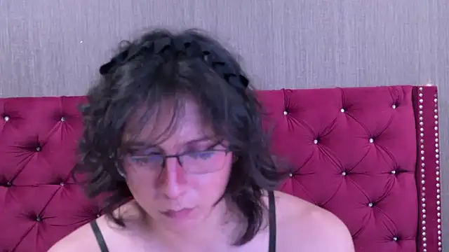 Chatroom XXX en direct de Shelly_bat