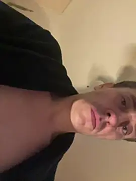 malcolm2334 XXX чат на живо