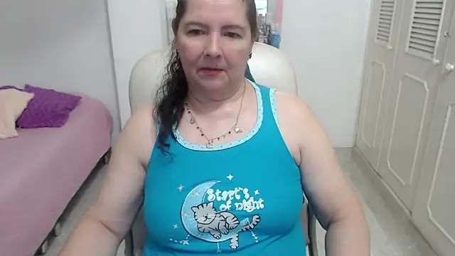 Chat +18 de leonela_69 ao vivo