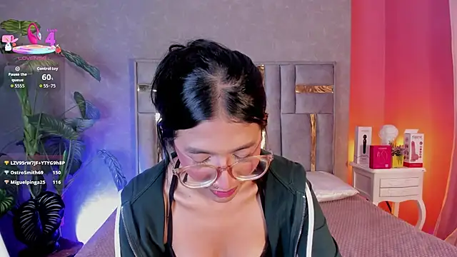 Chat +18 de Tyla_Ks ao vivo