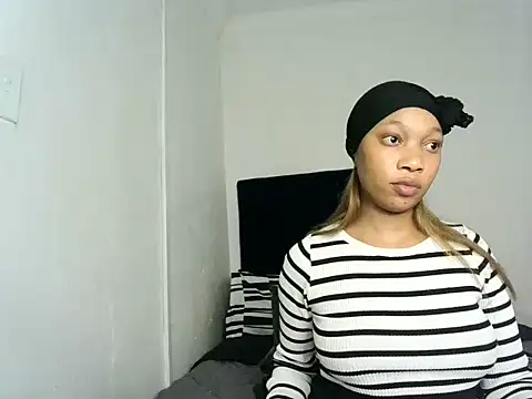 LustyBerry Live XXX-chat