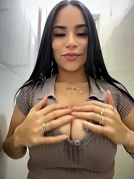 Naatalia Live XXX Chat