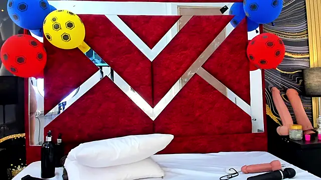 Wonderkloe_'s Live XXX Chat