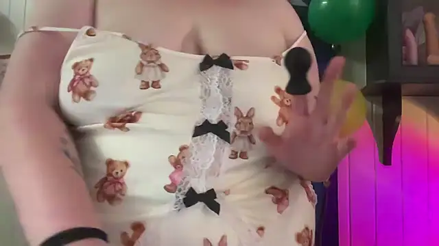 Živý XXX chat xopeachybaby