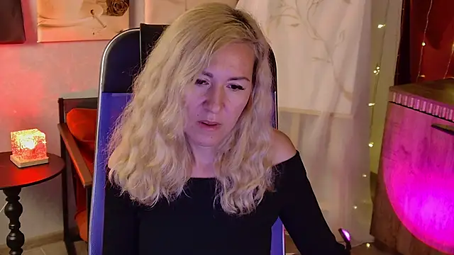Czat XXX na żywo – DonnaSmitth