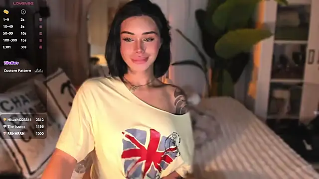ParisianDoll élő XXX-chatje