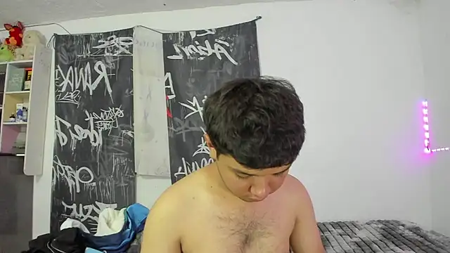 Kody_Royale Chat XXX in diretta