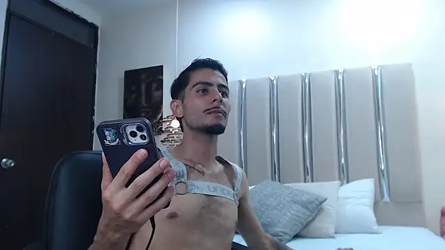 IzanDupond Chat XXX in diretta
