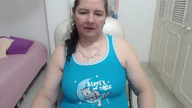 leonela_69 Live XXX Chat