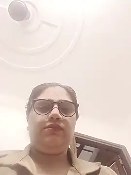 yourchahat27's Webcam Show