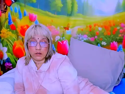 indianroxy's Live XXX Chat