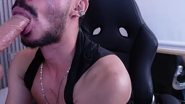 thomas_montiel Chat XXX live