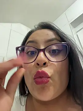 Angie_e লাইভ XXX চ্যাট