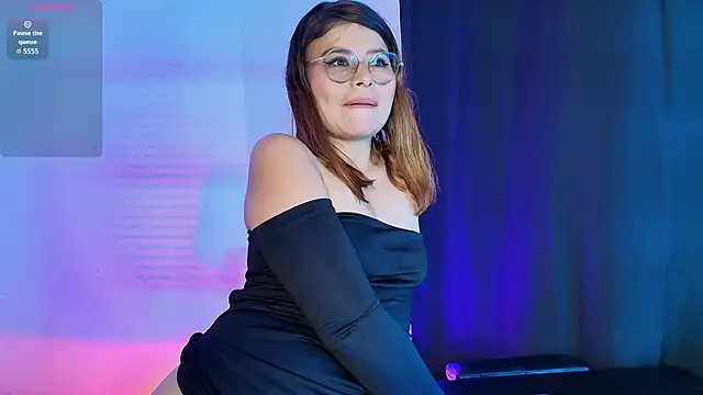Chat XXX en directo de IvonnyMiller_