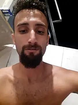 Luccareli10's Live XXX Chat