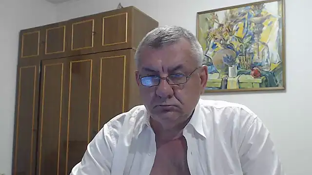 machomale3's Live XXX Chat