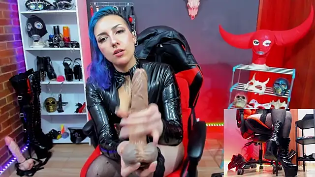 Yelena_LatexMaiden – Live XXX-chat