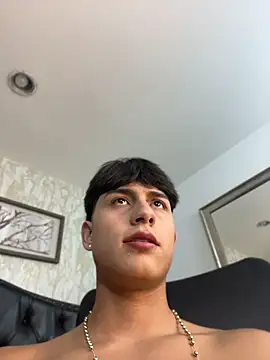 Lander_Cruz 라이브 XXX 채팅