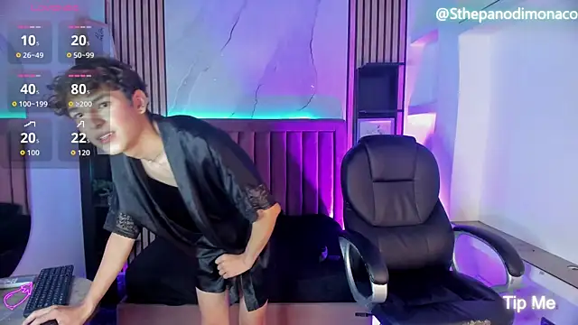 Živý XXX chat SthepanodiMonaco