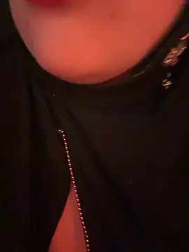 zahra_Jalid Adlı Modelin Canlı XXX Sohbeti