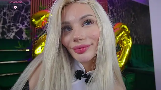 BarbieKara Chat XXX live