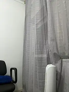 ninarose777's Live XXX Chat