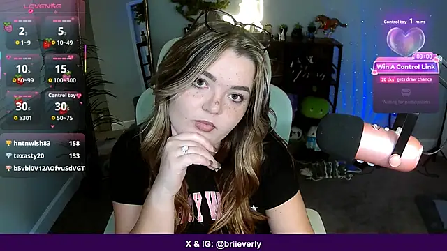 Czat XXX na żywo – Briieverly