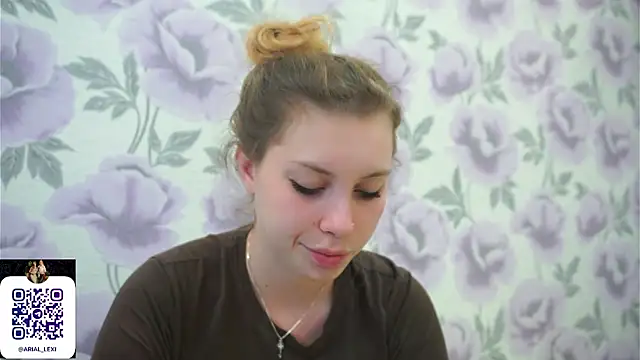 Chat XXX en directo de Sairallyn