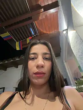 Carolina_1111 live XXX chat