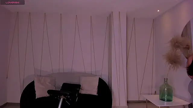 MollyJones_のライブXXXチャット