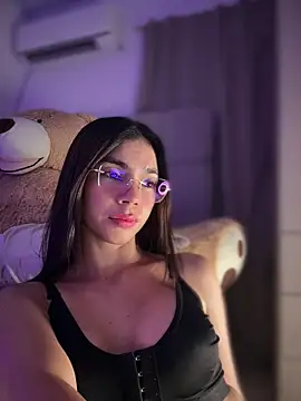 Eveliin_ruiz live XXX chat